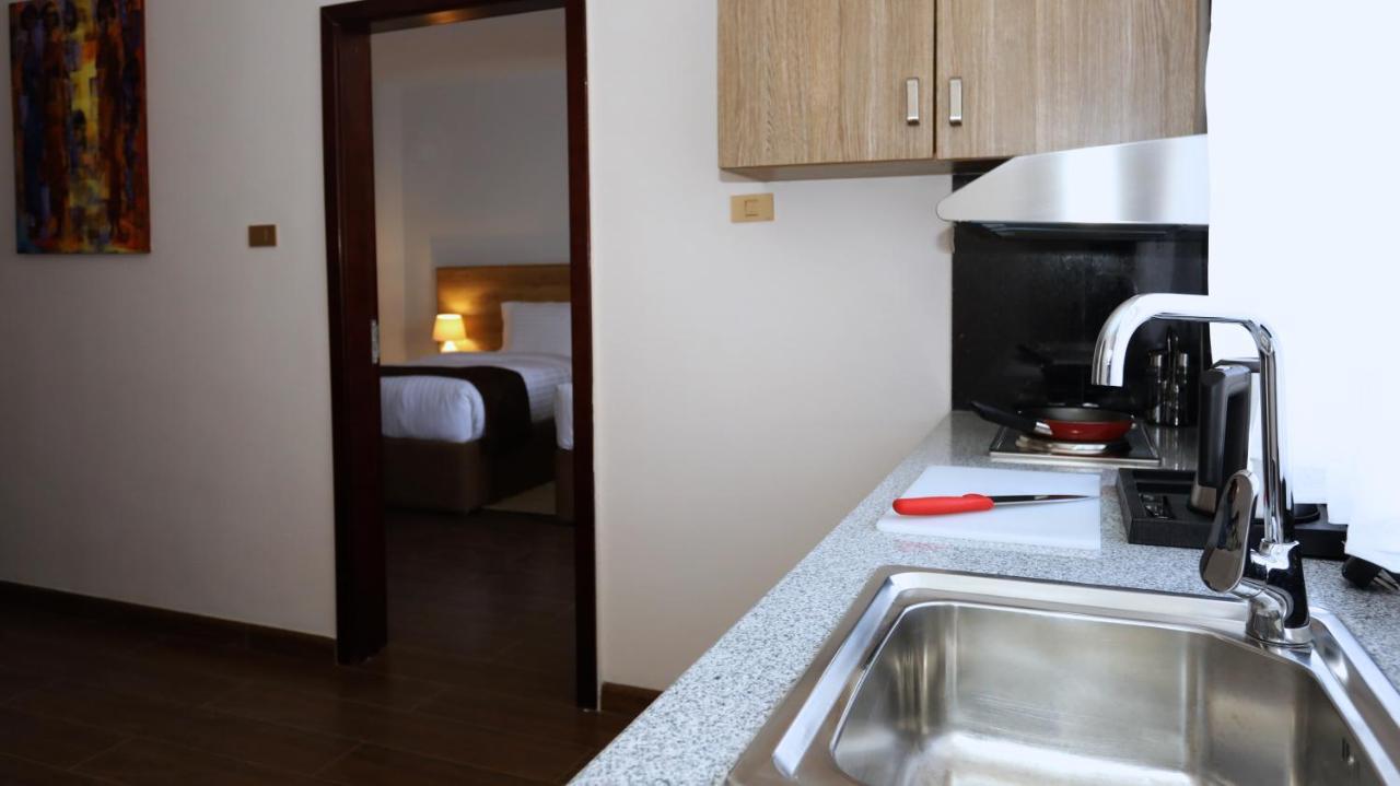 Black Horse Hotel Apartment Addis Ababa Exteriör bild