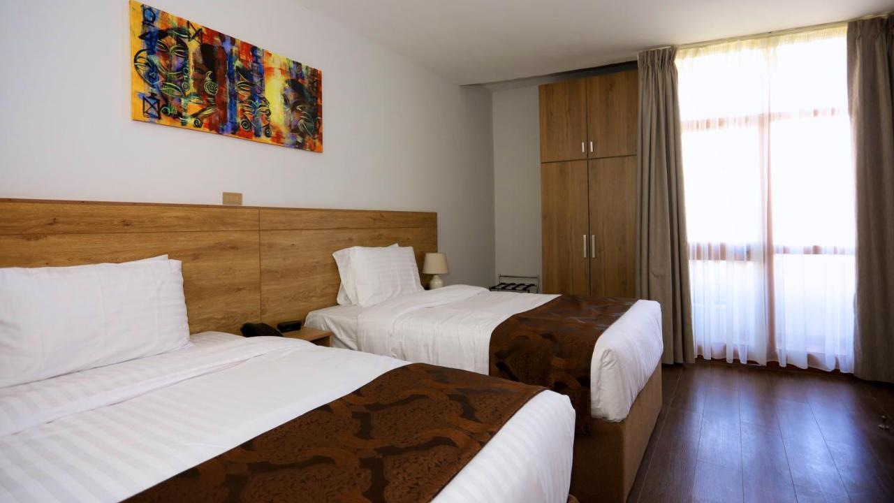 Black Horse Hotel Apartment Addis Ababa Exteriör bild