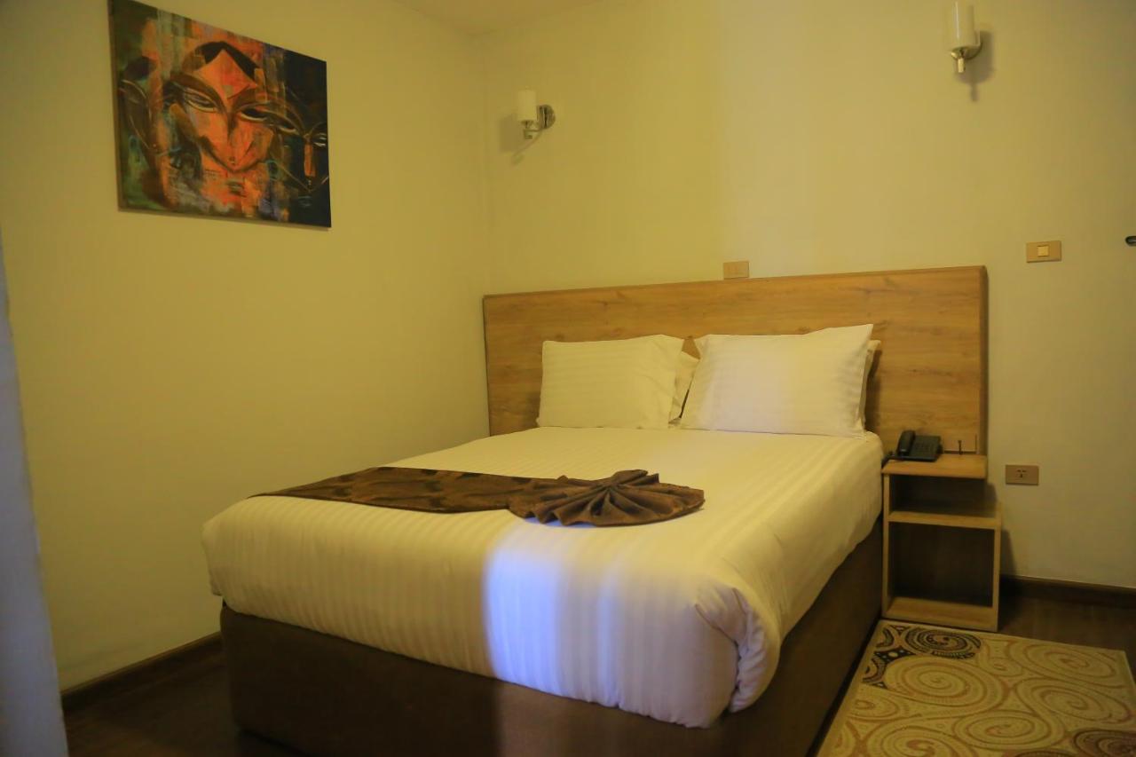 Black Horse Hotel Apartment Addis Ababa Exteriör bild